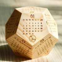 GỖ KHỐI LỊCH KHẮC LASER 