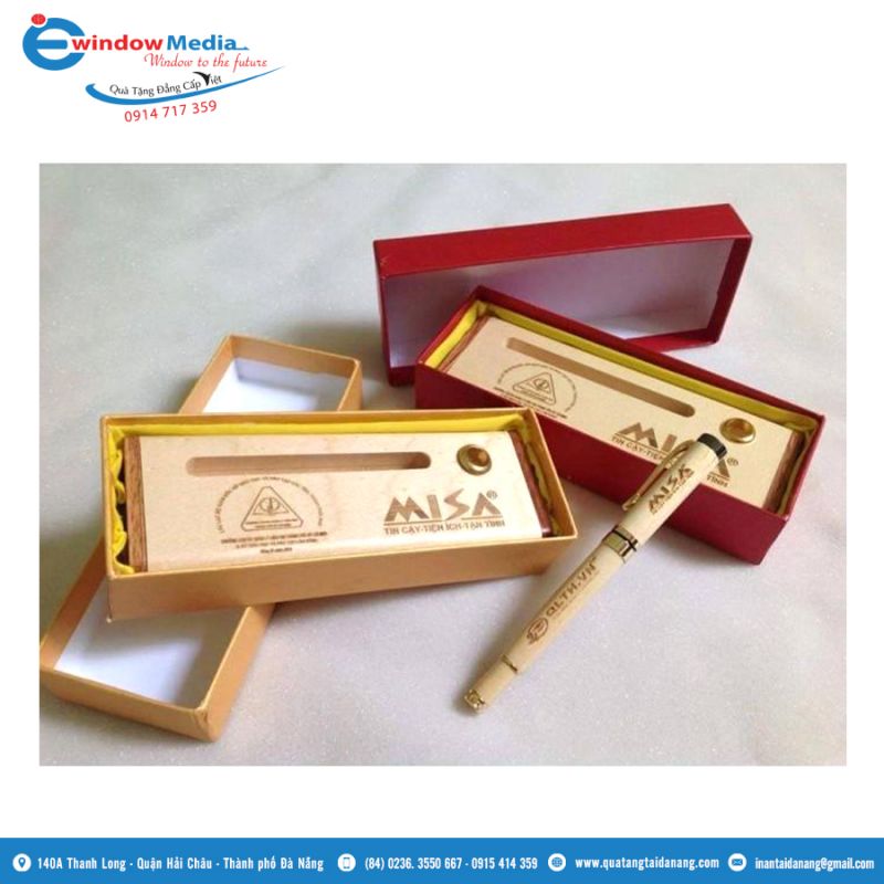 QUÀ TẶNG GỖ 20/10 - gửi muôn ngàn lời yêu thương đến một nửa thế giới