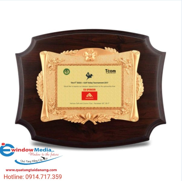 Địa chỉ cung cấp Bảng vinh danh gỗ đồng tại Đà Nẵng