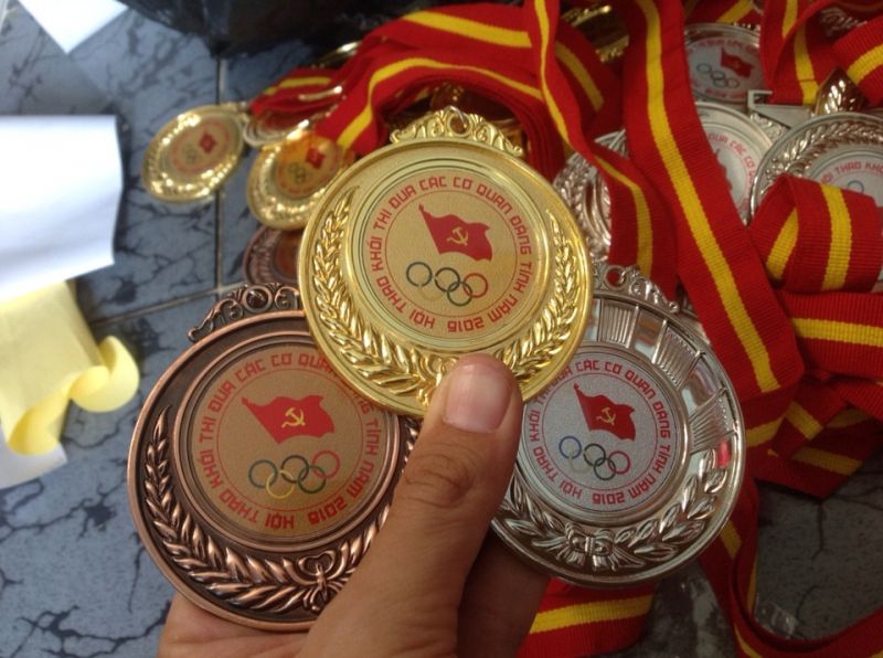 Sản xuất kỷ niệm nhanh lấy liền